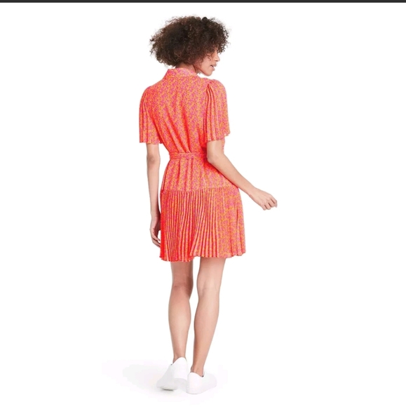 ALEXIS Floral Flutter Sleeve Pleated Wrap Dress - Picture 3 of 11